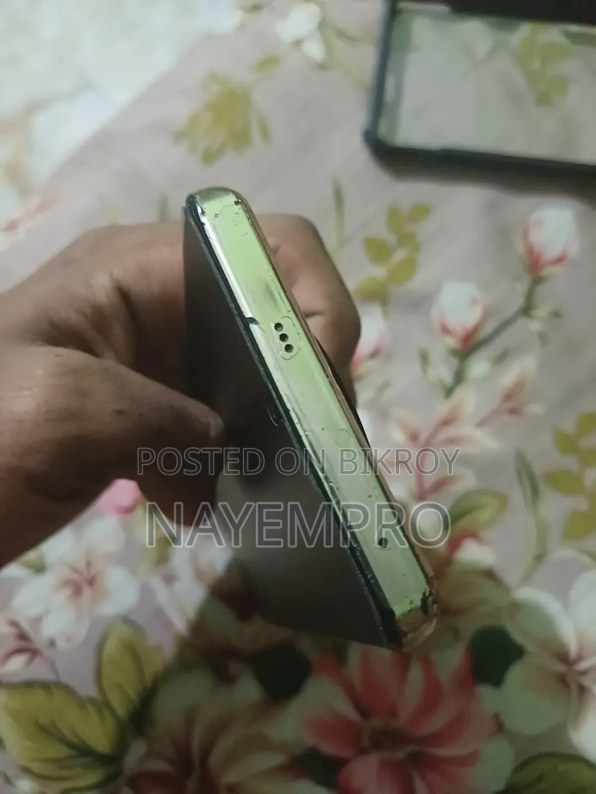 রিয়েলমি ১২ প্রো+ ২৫৬ জিবি রেড