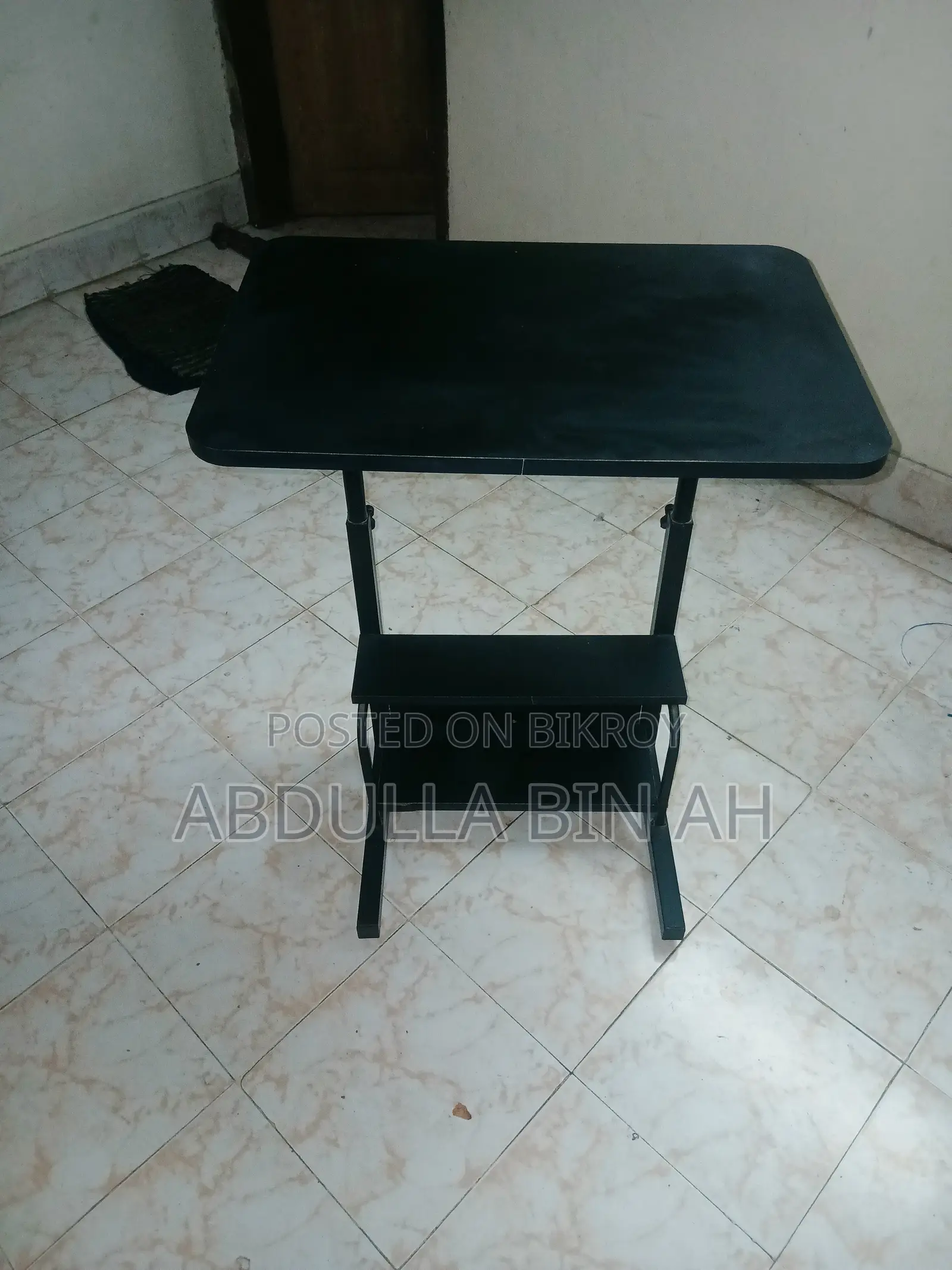 Height Adjustable Laptop Table