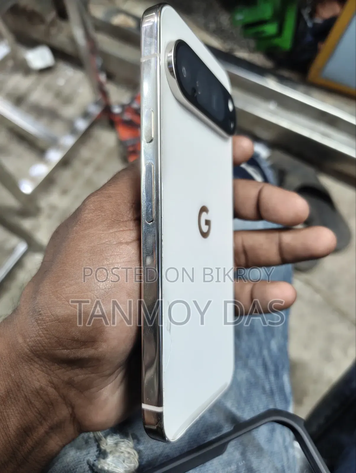 গুগল পিক্সেল ১০ প্রো এক্সএল ২৫৬ জিবি গোল্ড