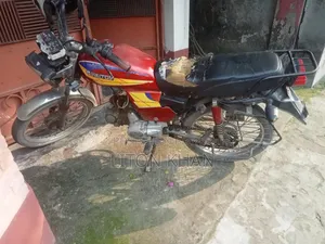 Walton Cruize 2015 Red