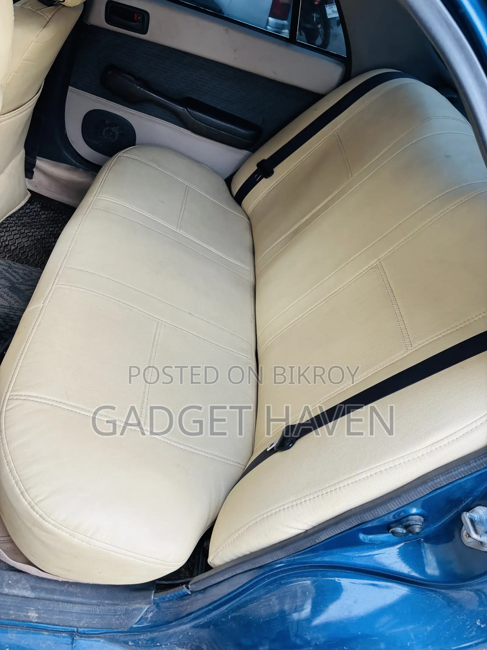 Toyota Carina 1.5 Front Wheel Drive Sedan 1996 Blue