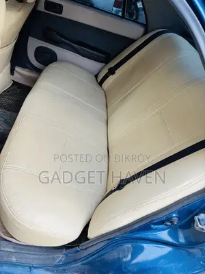 Toyota Carina 1.5 Front Wheel Drive Sedan 1996 Blue