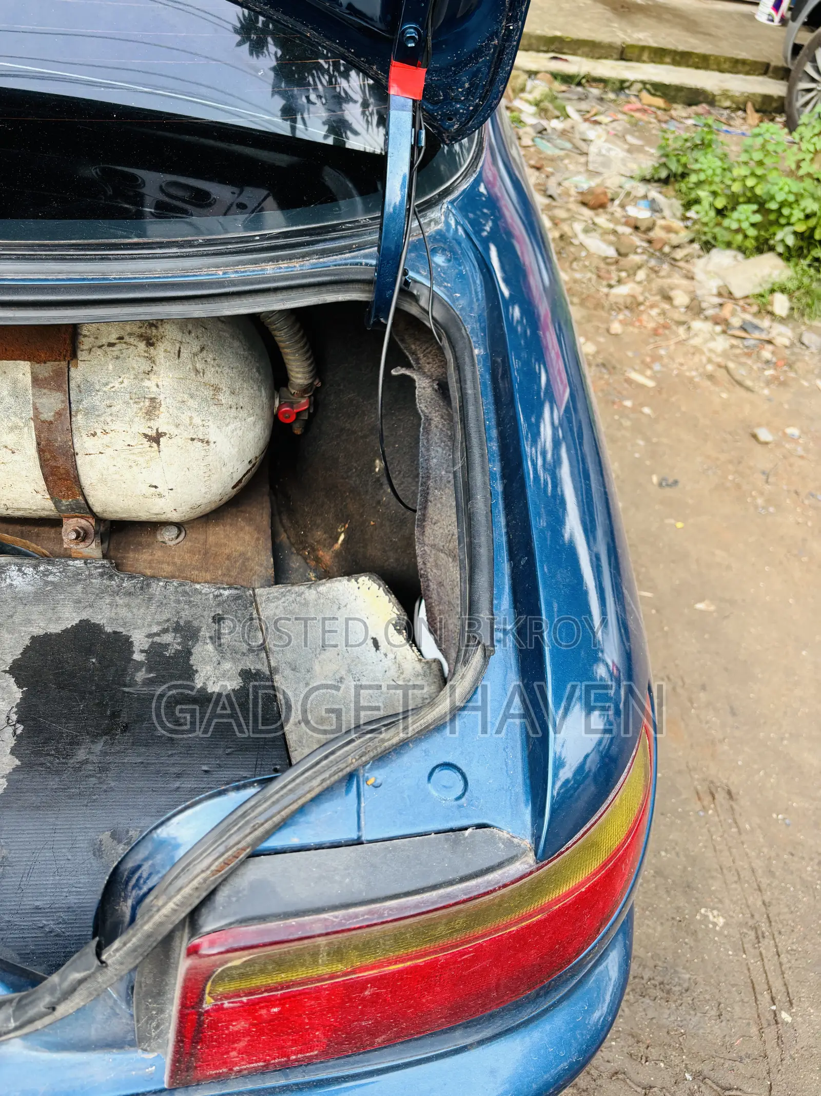 Toyota Carina 1.5 Front Wheel Drive Sedan 1996 Blue