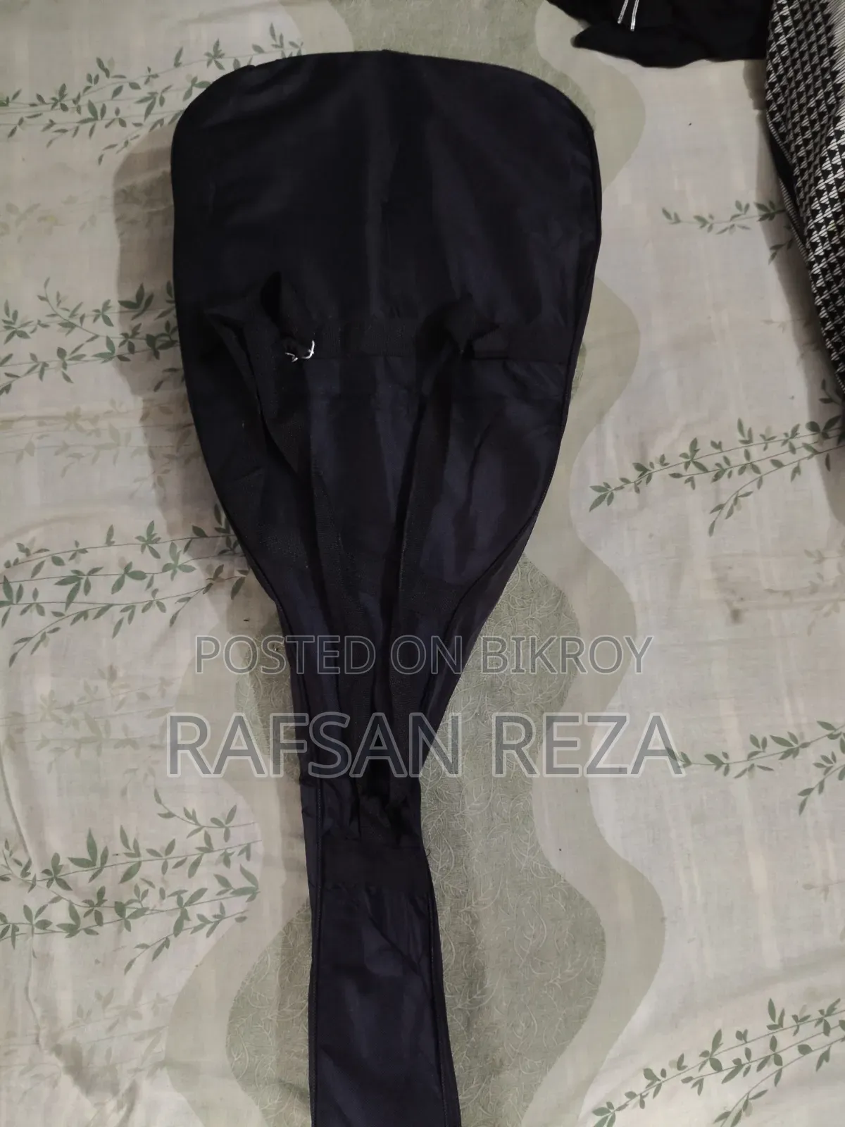 করডে জাম্বো গিটার
