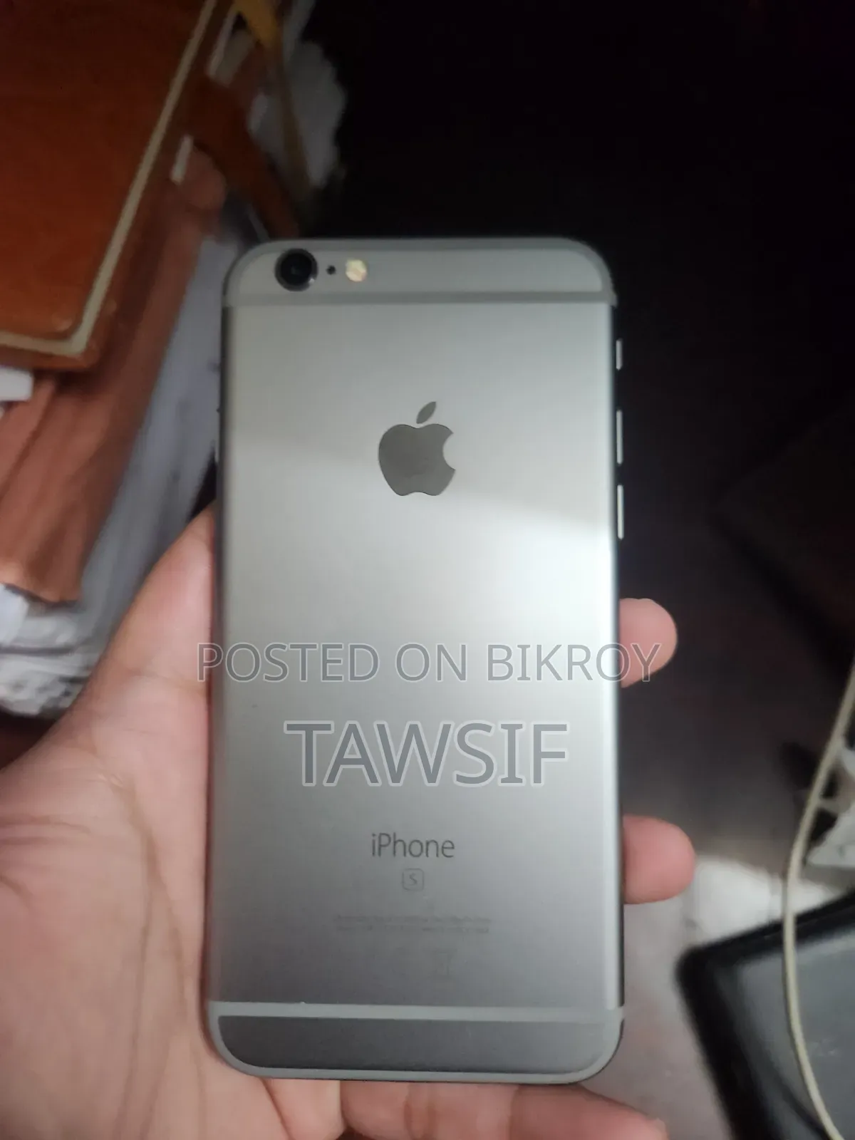 অ্যাপল আইফোন ৬এস ৩২ জিবি সিলভার
