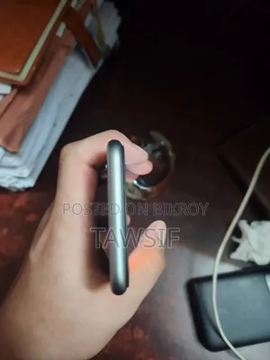 অ্যাপল আইফোন ৬এস ৩২ জিবি সিলভার
