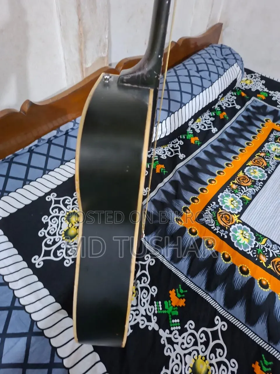 Signature Guitar Second Hand
