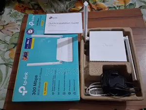 টিপি-লিঙ্ক ওয়াই-ফাই রাউটার (দুই বেডরুম ব্যবহৃত)