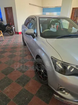 Toyota Axio 2012 Silver