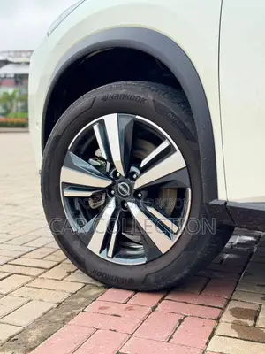Nissan X-Trail 2.0 Hybrid AWD 2022 Pearl