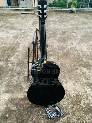 অ্যাকোস্টিক এক্স গিটার