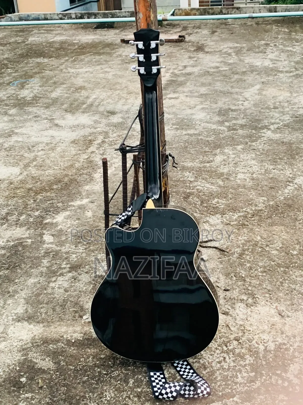 অ্যাকোস্টিক এক্স গিটার