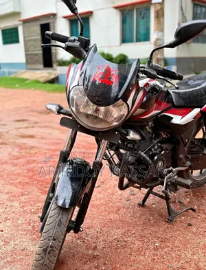 বালাজ ডিসকভার ১২৫ ২০২২ লাল