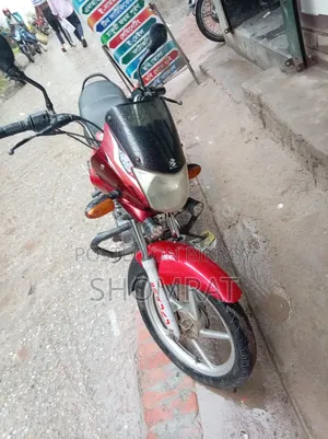 বাজাজ প্লাটিনা ১০০ ২০১৮ রেড