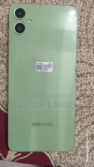 Samsung Galaxy A05 128 GB Green