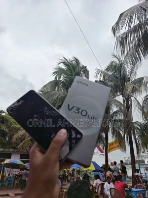 Vivo V30 Lite 4G 128 GB Green