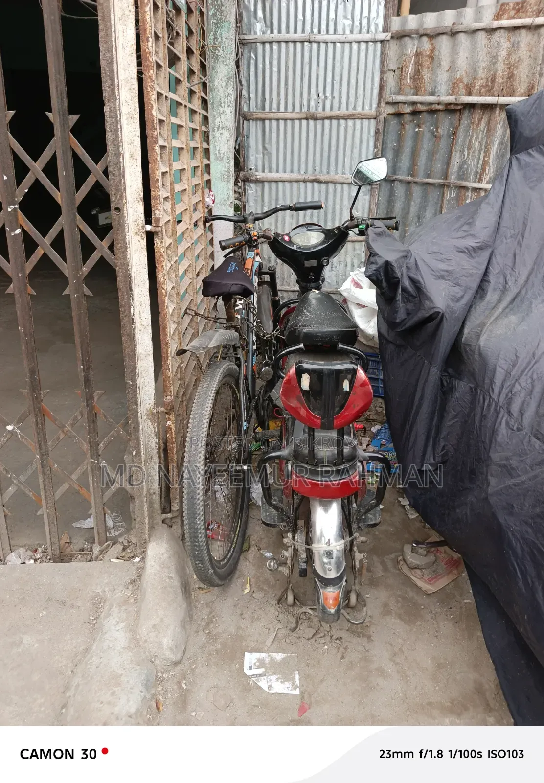 Polaris 2023 Red