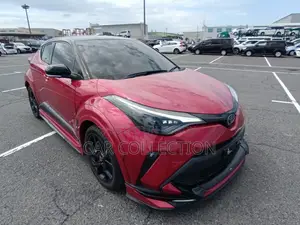 Toyota C-HR Limited 2022 Red