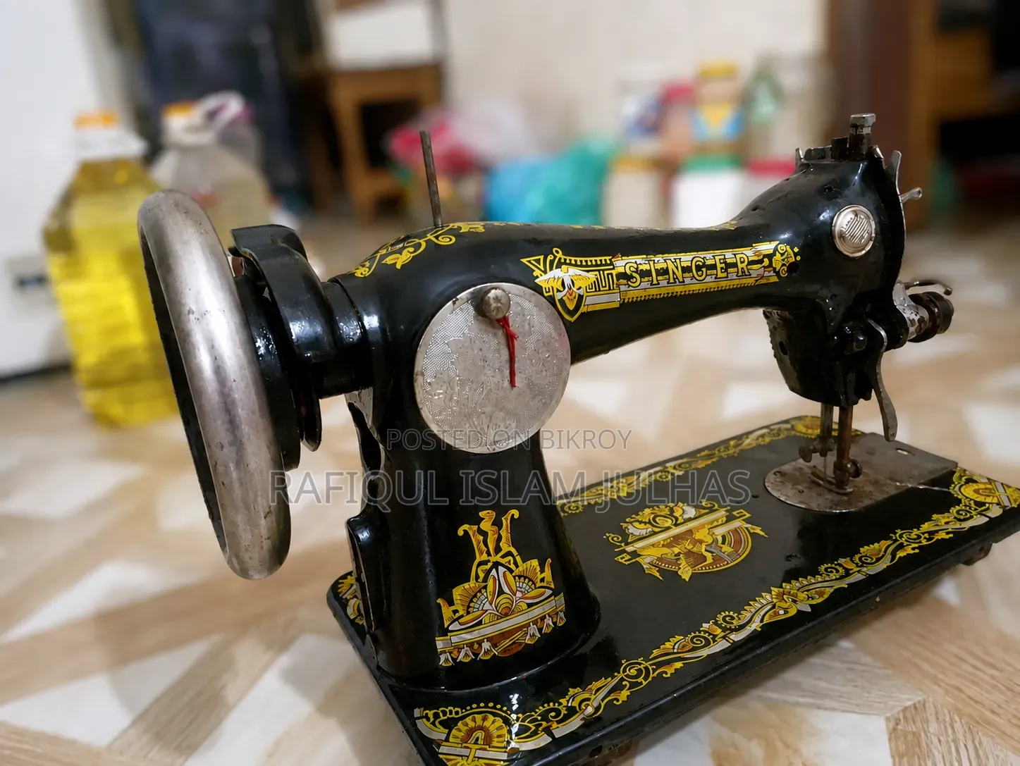 Singer Brand Sewing Machine ব্যবহারিত সেলাই মেশিন।