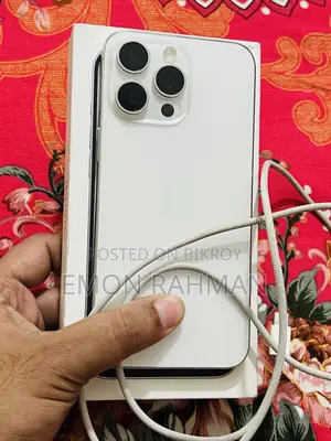 New Apple iPhone 15 Pro Max 256 GB White
