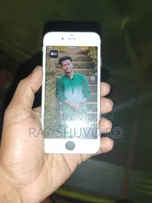 Apple iPhone 6s 64 GB White