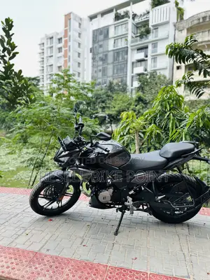 Hero Xtreme 125R 2025 Black