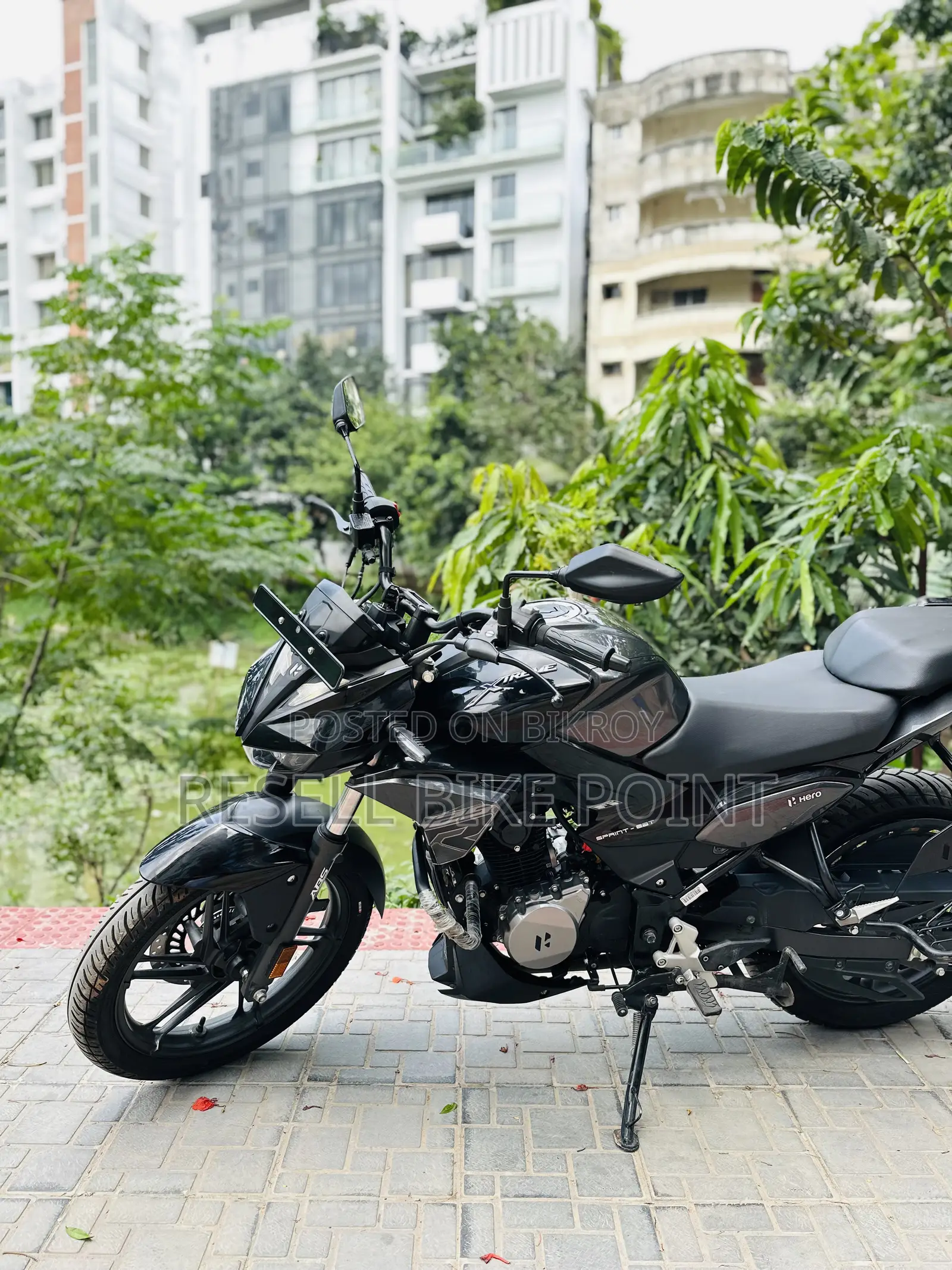 Hero Xtreme 125R 2025 Black
