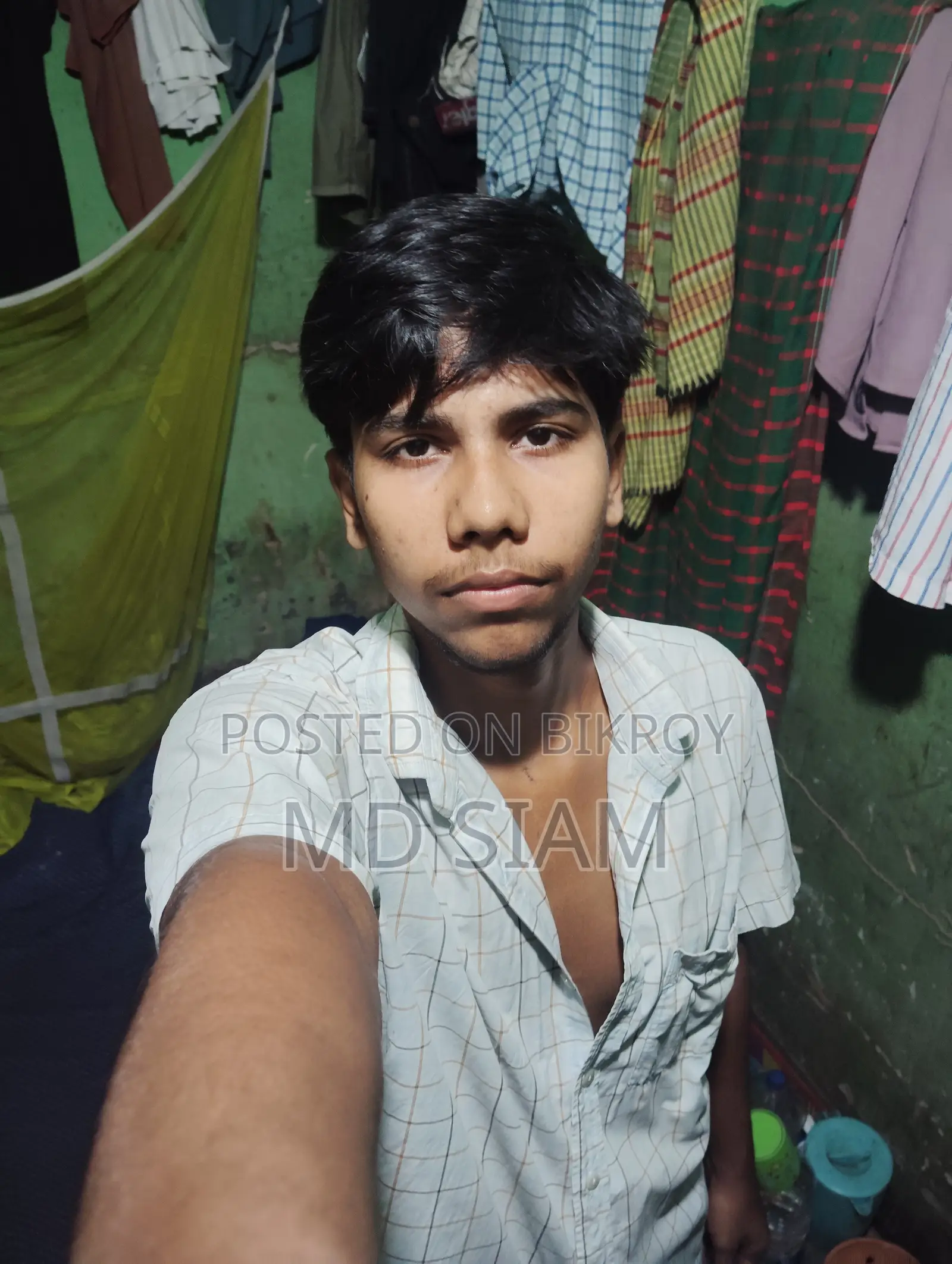 ভিআইপি গার্ড আবশ্যক।