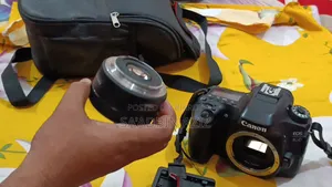 ক্যানন ইওএস ৮০ডি ডিএসএলআর ক্যামেরা+ক্যানন ৫০মিমি এফ/১.৮ এসটিএম+ব্যাটারি+চার্জার+৩২জিবি এসডি