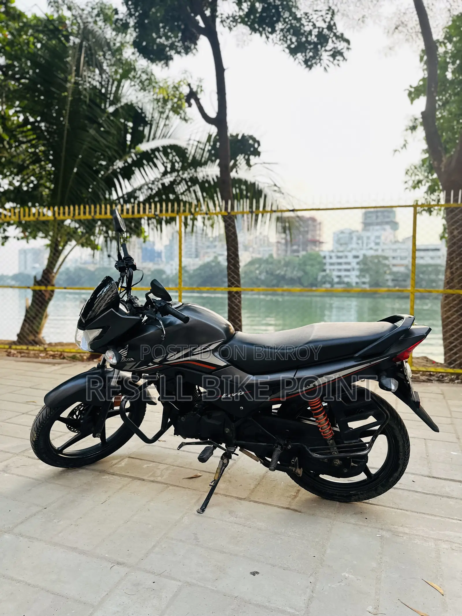 হোন্ডা লিভো ২০২২ গ্রে