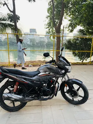 হোন্ডা লিভো ২০২২ গ্রে