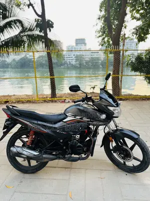 হোন্ডা লিভো ২০২২ গ্রে