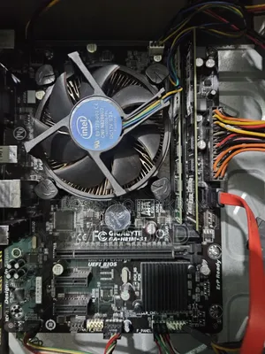 Gigabyte Desktop Computer Intel Core i3 4GB RAM 128GB SSD