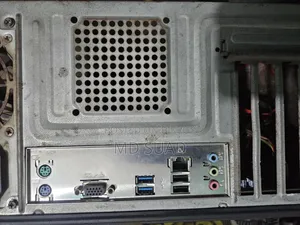 Gigabyte Desktop Computer Intel Core i3 4GB RAM 128GB SSD