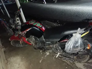 Yamaha FZ 2015 Red