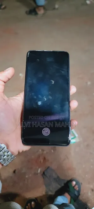 রিয়েলমি ৮ ৫জি ১২৮ জিবি ব্ল্যাক