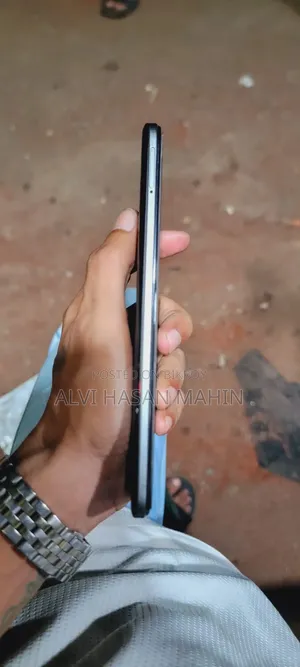 রিয়েলমি ৮ ৫জি ১২৮ জিবি ব্ল্যাক