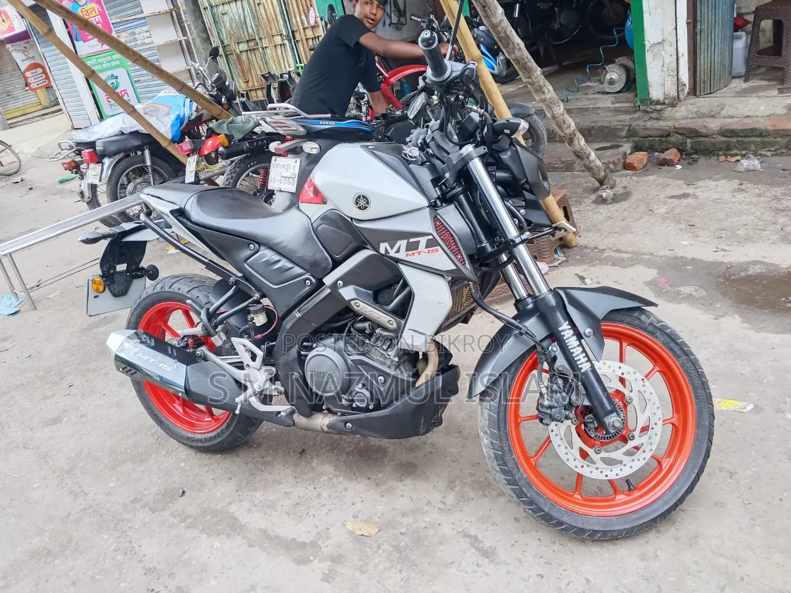 Yamaha MT-15 2022 Silver