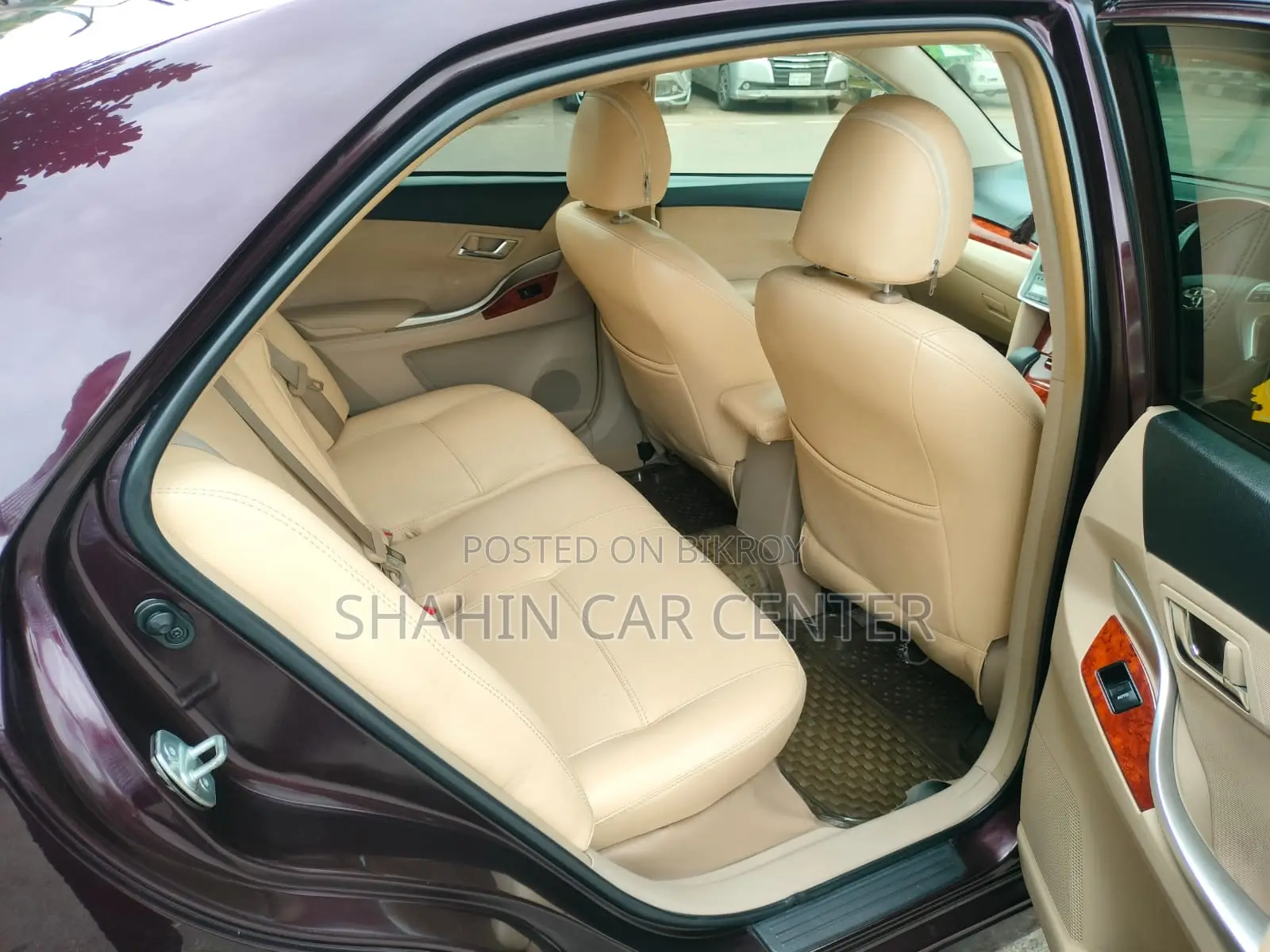 Toyota Allion 2020 Maroon