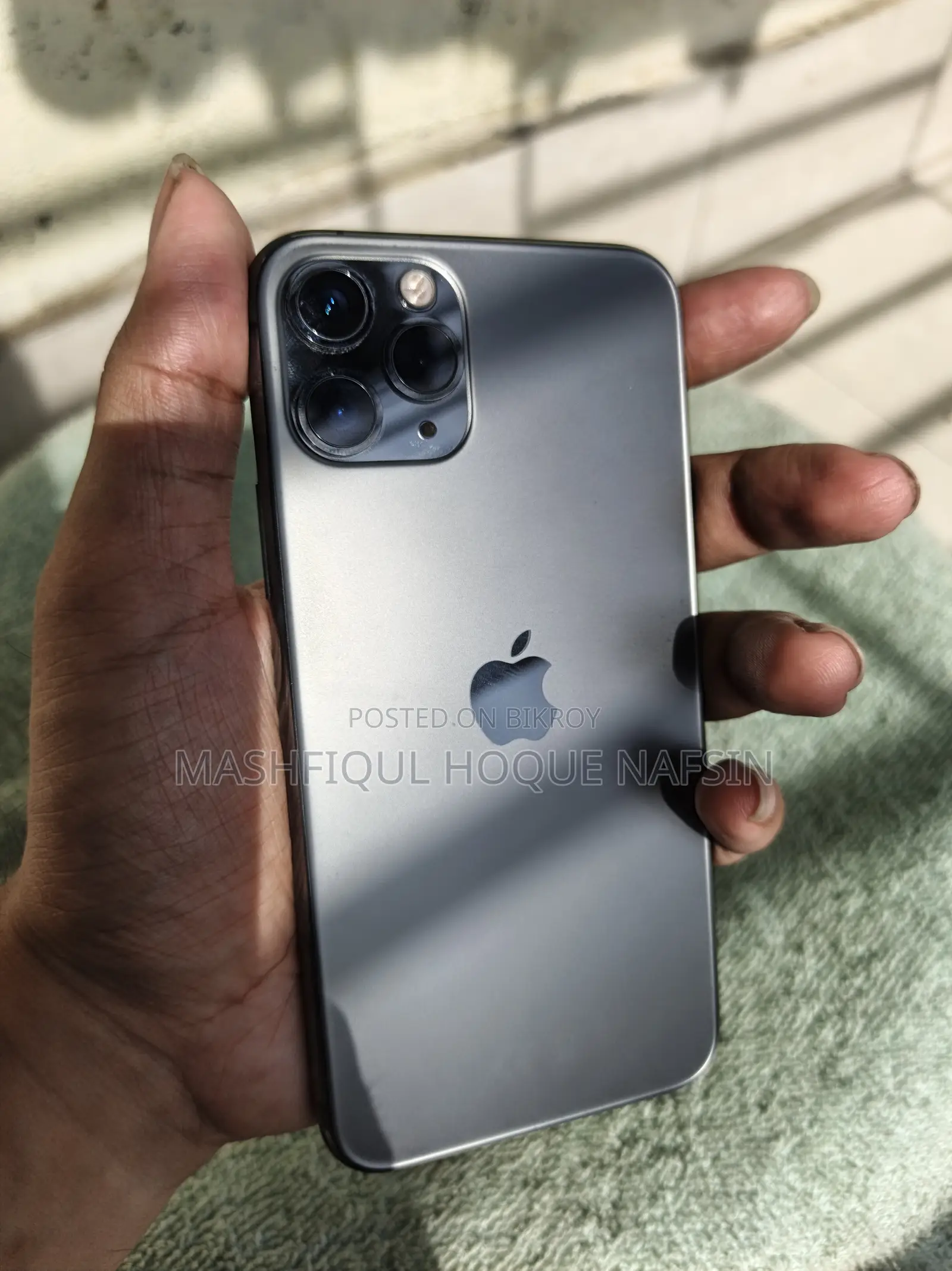 Apple iPhone 11 Pro 64 GB Gray