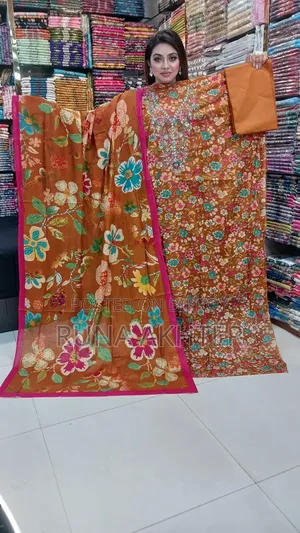 মহিলাদের জন্য আনস্টিচড বুটিক থ্রি পিস