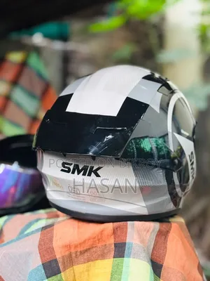 এসএমকে হেলমেট