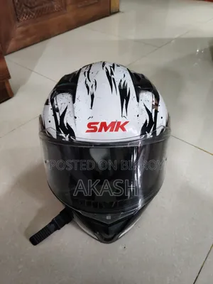 এসএমকে হেলমেট
