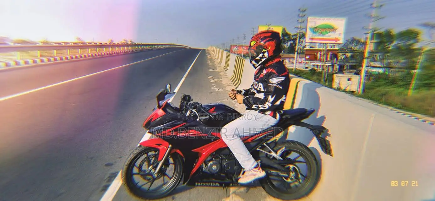 হোন্ডা সিবিআর ২০১৮ কালো