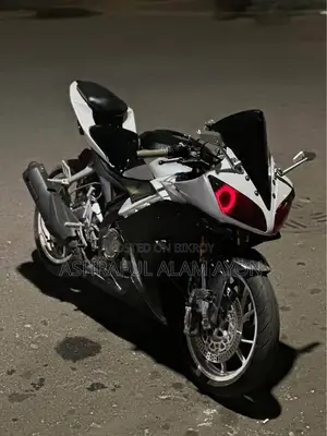 ইয়ামাহা ওয়াইজেডএফ-আর ২০১২ ব্ল্যাক