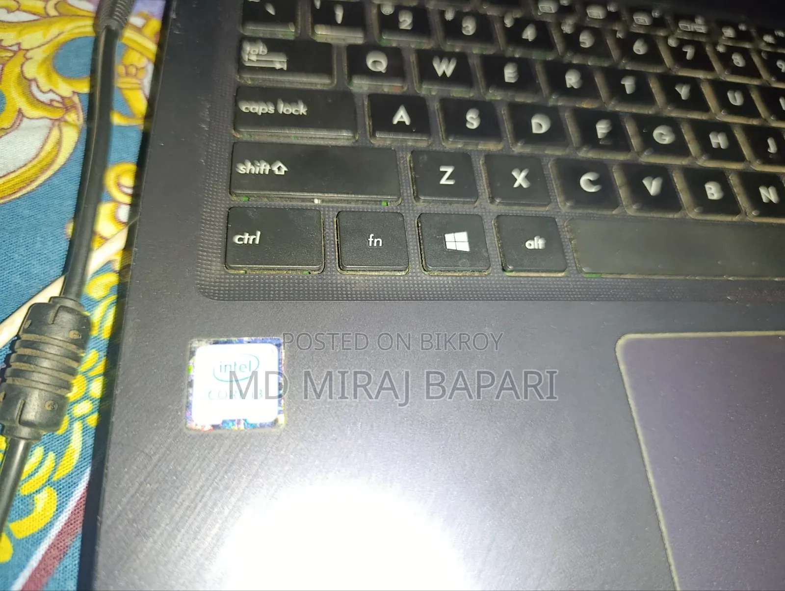 Laptop Asus VivoBook X540SA 4GB Intel Core i3 SSD 128GB