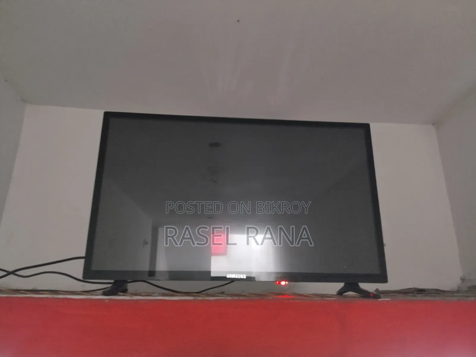 Samsung 32" Double Glass Non Smart LED TV