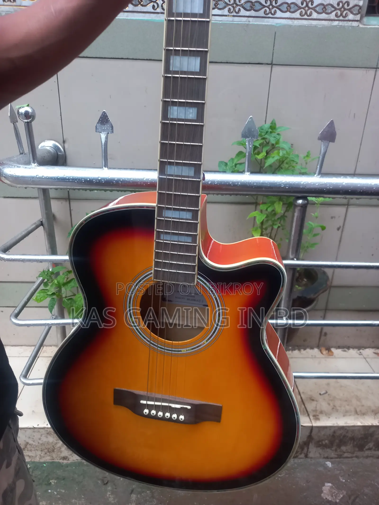 AXE AG-979C-FSB Semi Acoustic Guitar | Fresh Condition | Built-in Equa