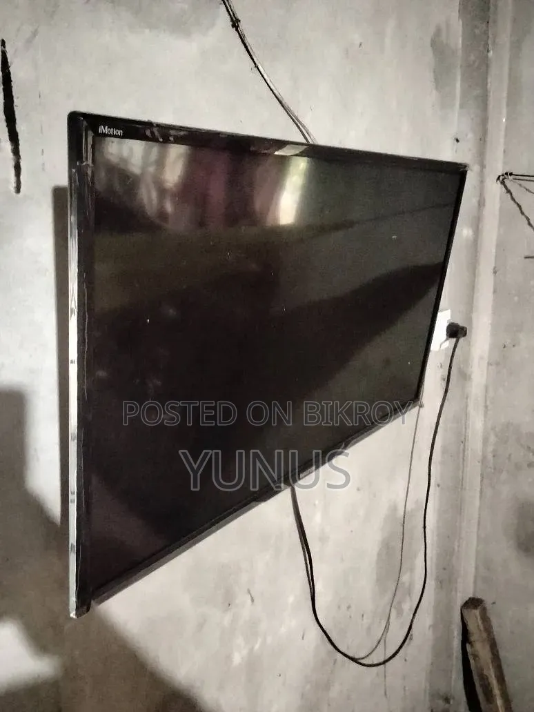Walton 32 Inch HD LED TV (W32E110) - Brand New Fresh Condition