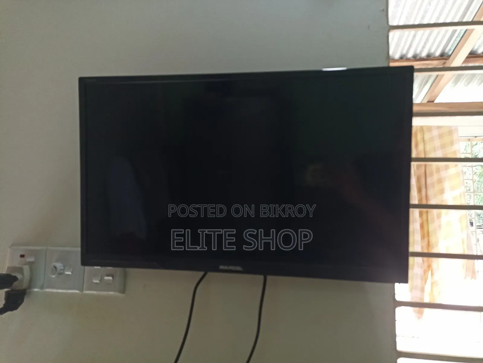 Marcel TV is still like new, barely used after purchase
